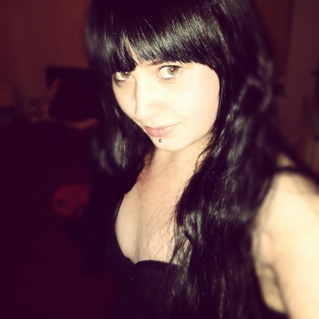 black waves and fringe