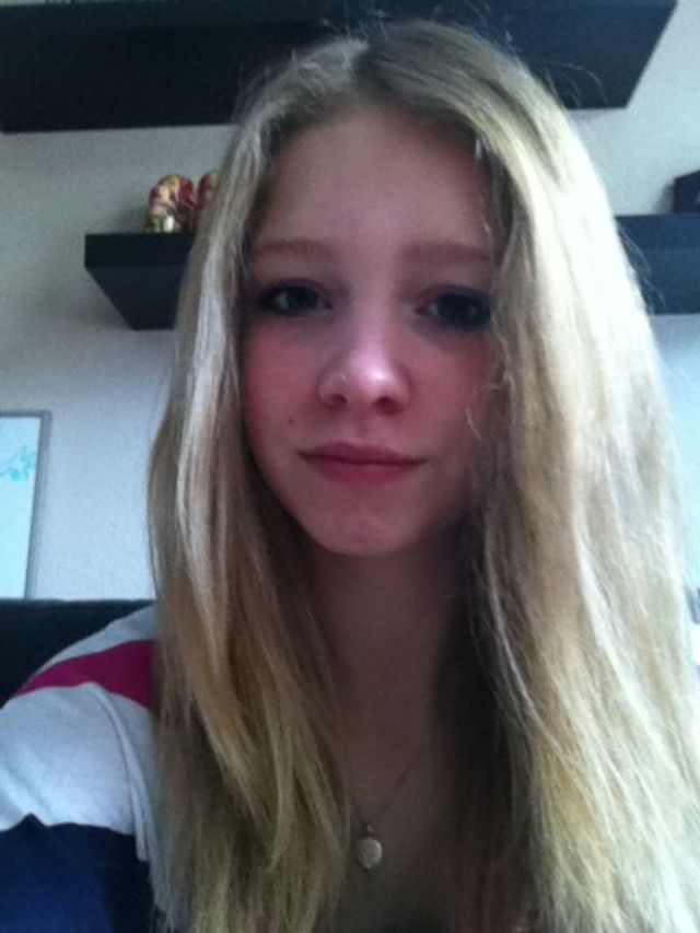 blond 