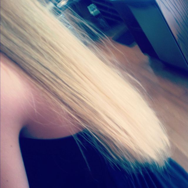 blonde babe