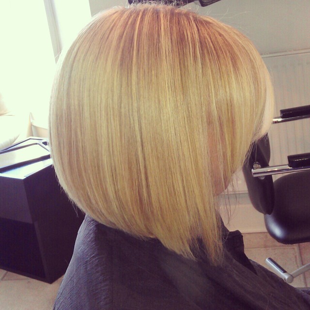 blonde bob