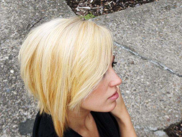 blonde shag
