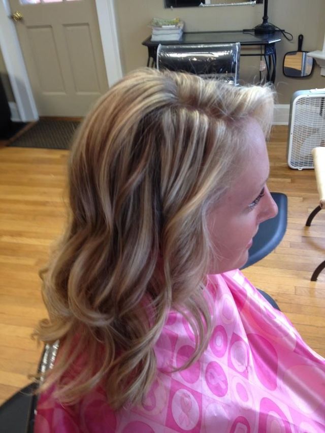 blonde with lolites