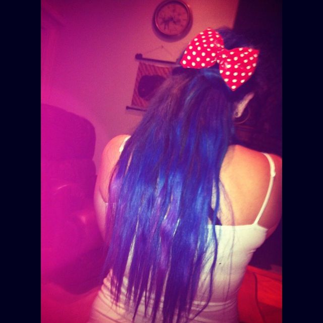 blue hair 