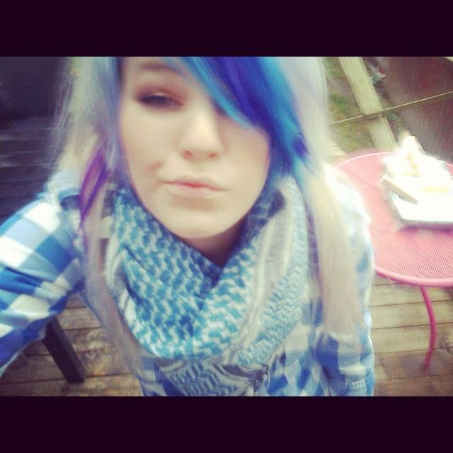 blue hair