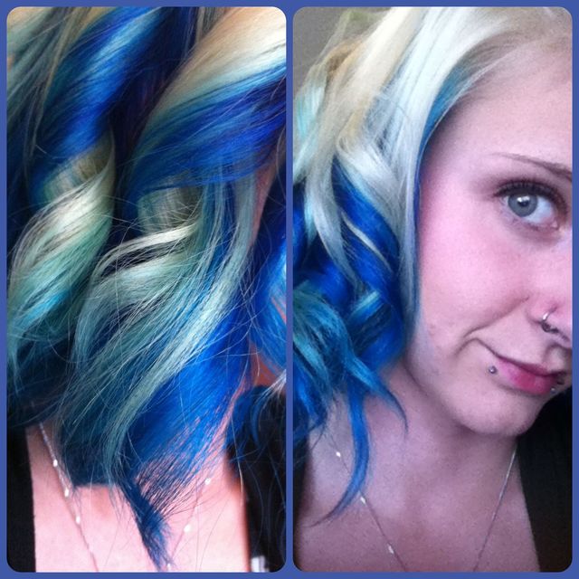 blue white curls