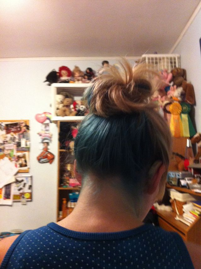blue!