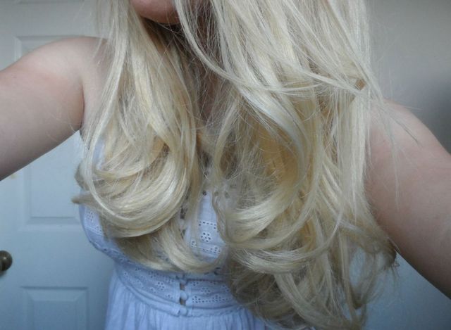 bouncy blow dry 