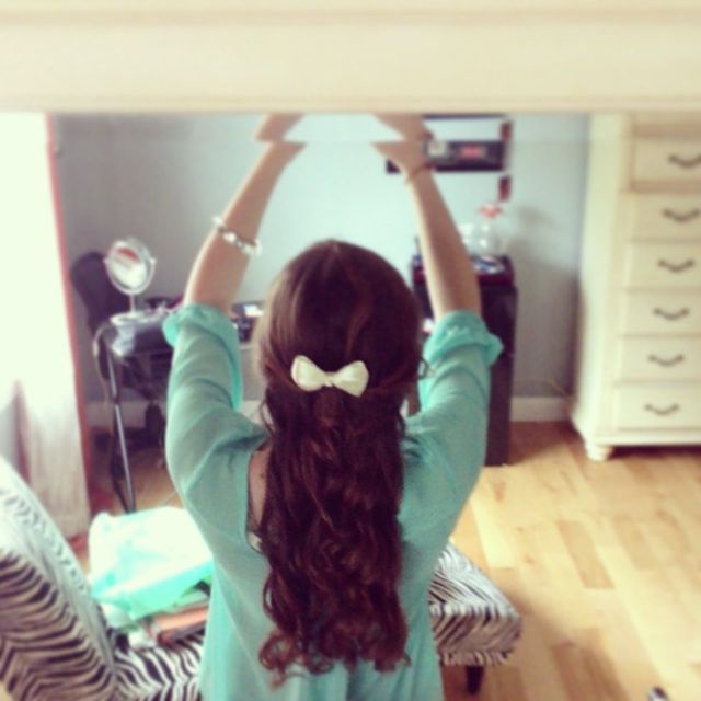 bows and curls