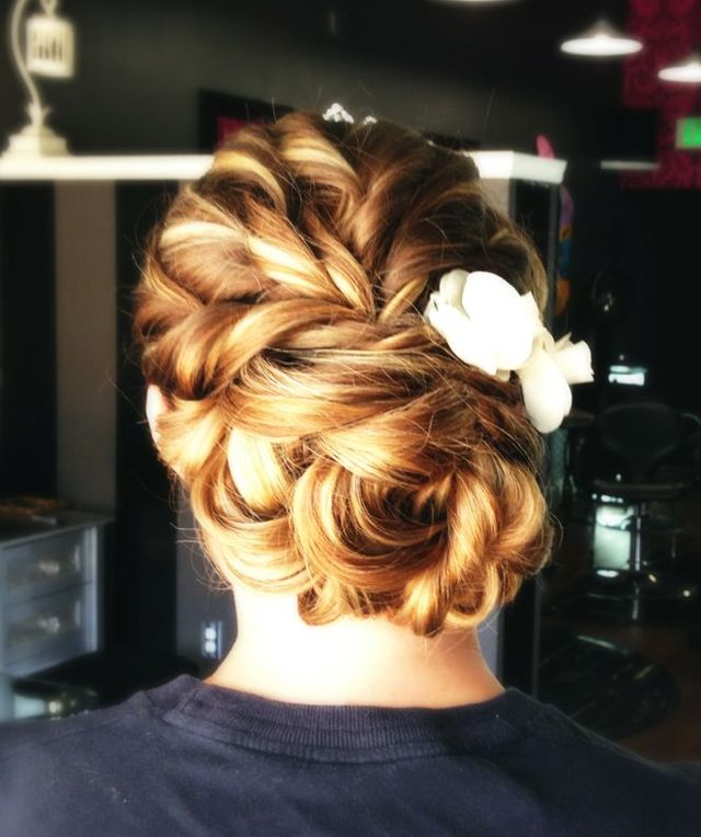 bridal updo // style by Kendi Sullinger 