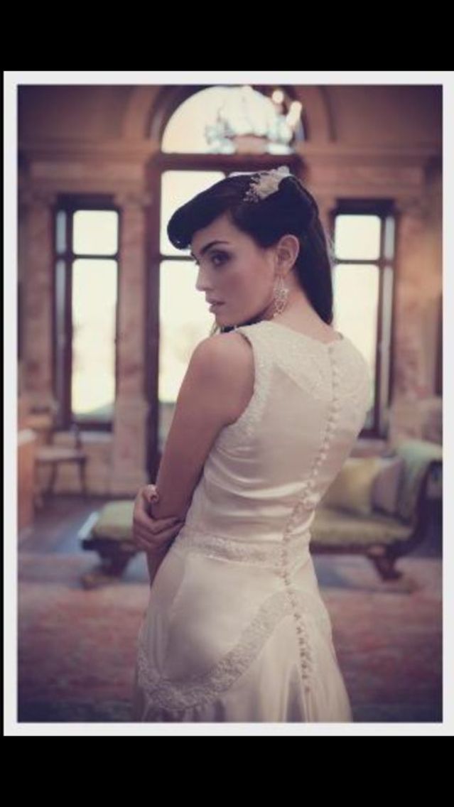 bride hair by Roy Rogers