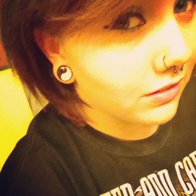 brown hair
