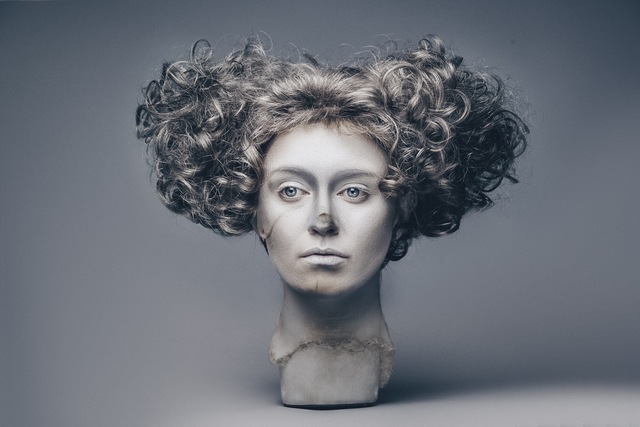 statue series