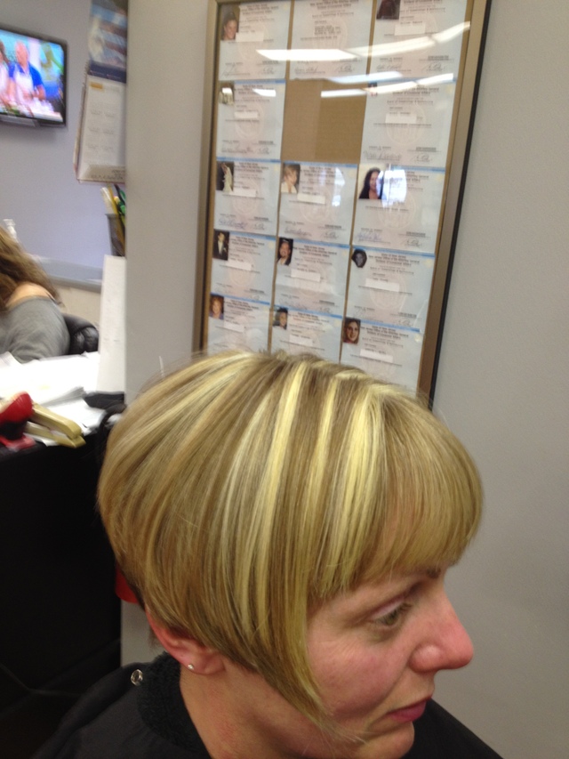 Razor Cut and Highlights