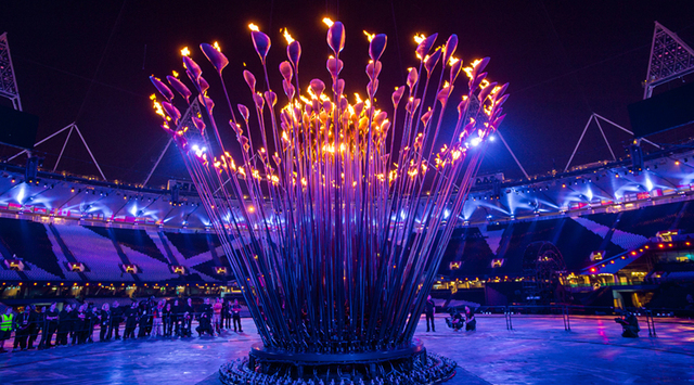 2012_olympic_cauldron_thomas_heatherwick