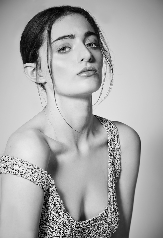 Hair and makeup by @SashandBronze
Model: Annie from M and P models
Photography by Lucie Desmond 