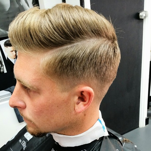 low taper 1950s quiff