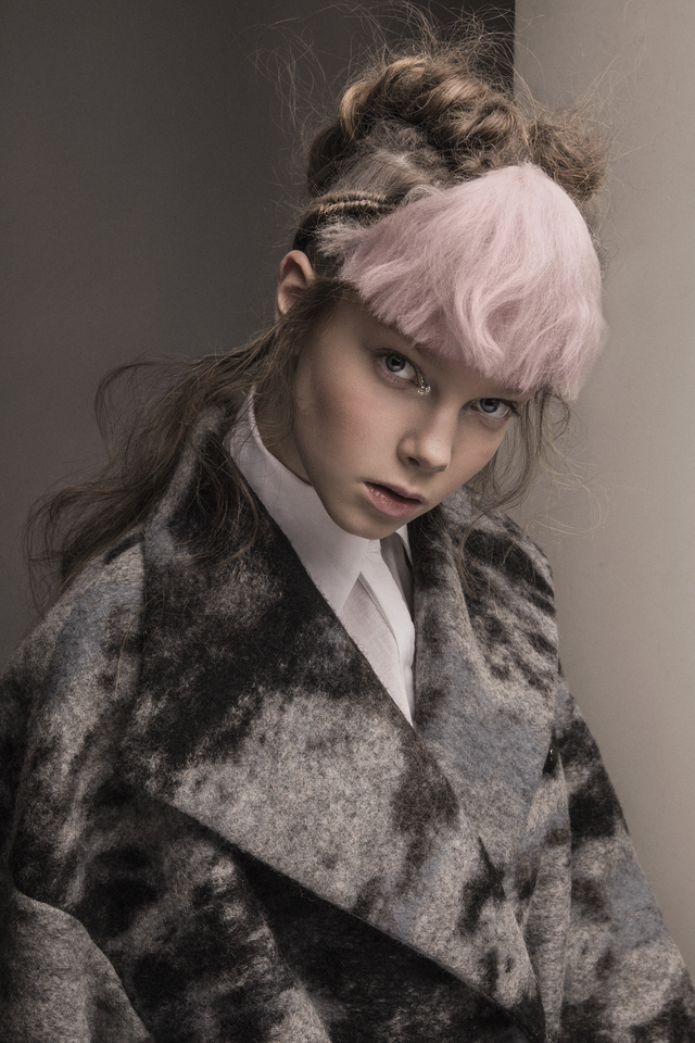 photo: Andras Vizi, styling: Andi Magos, makeup: Rozita Toth, hair: me, model: Zita/attractive 