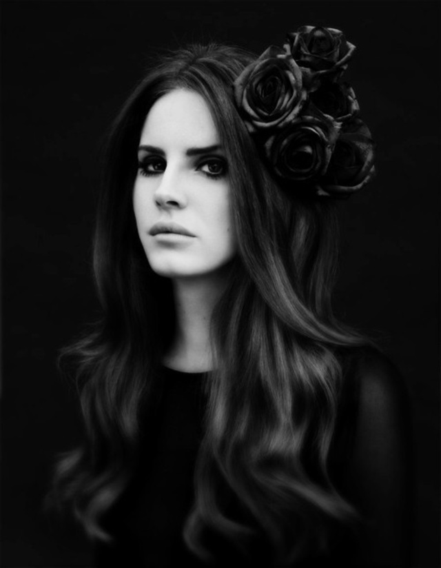  Lana Del Rey Waves