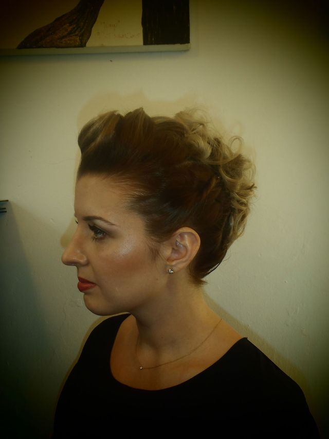 Short Stylish Upstyle - wedding and formal styles Sydney