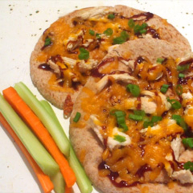 chicken-bbq-cheddar-pitas-photo-240x240-short-order-mom
