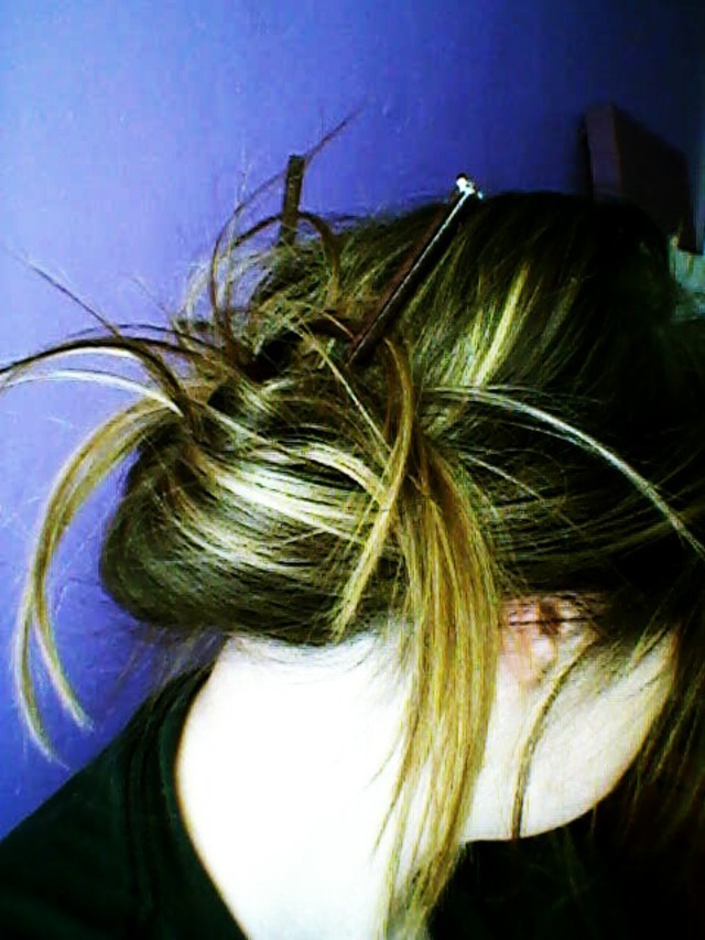 chopstick knot