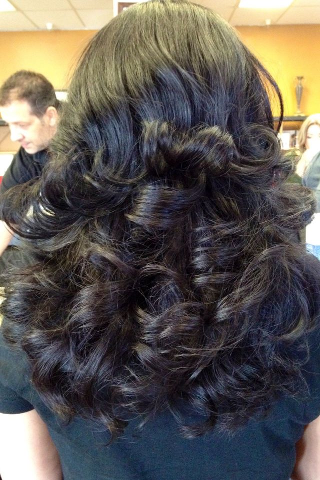 classic blowout with round brush and blow dryer 