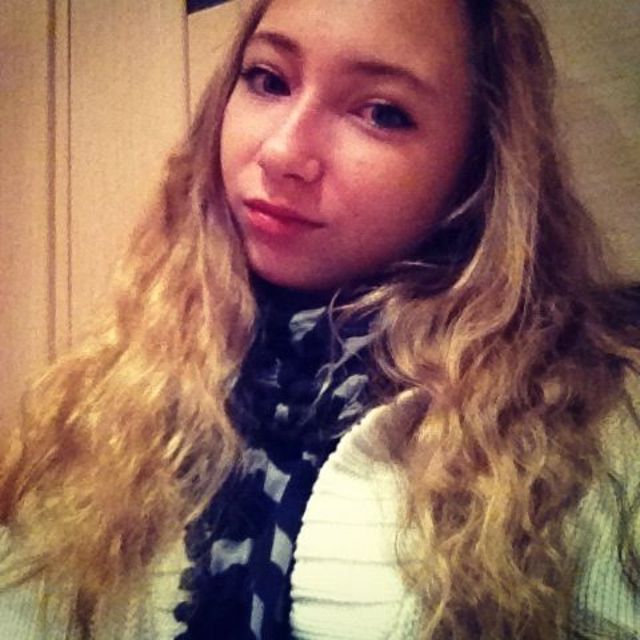curled hair