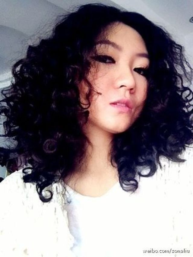 curled hair