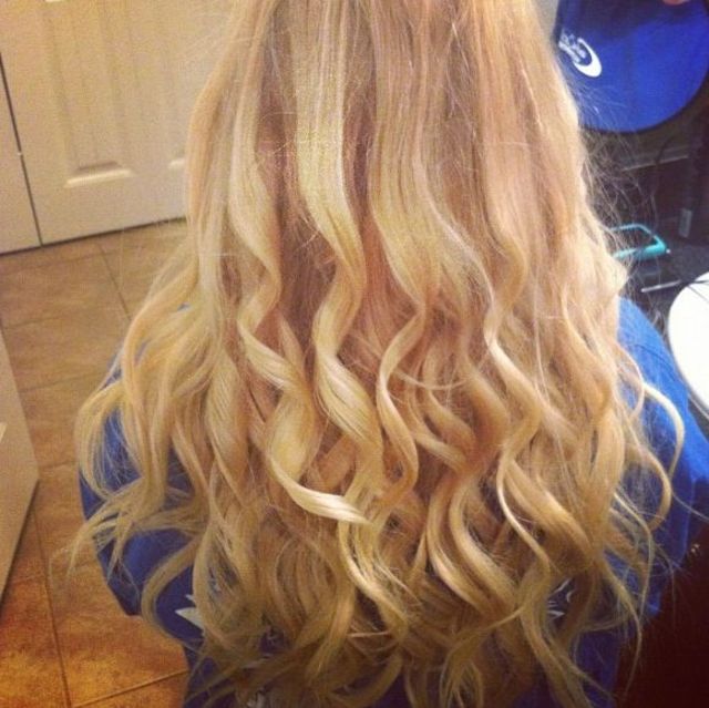 curling wand curls