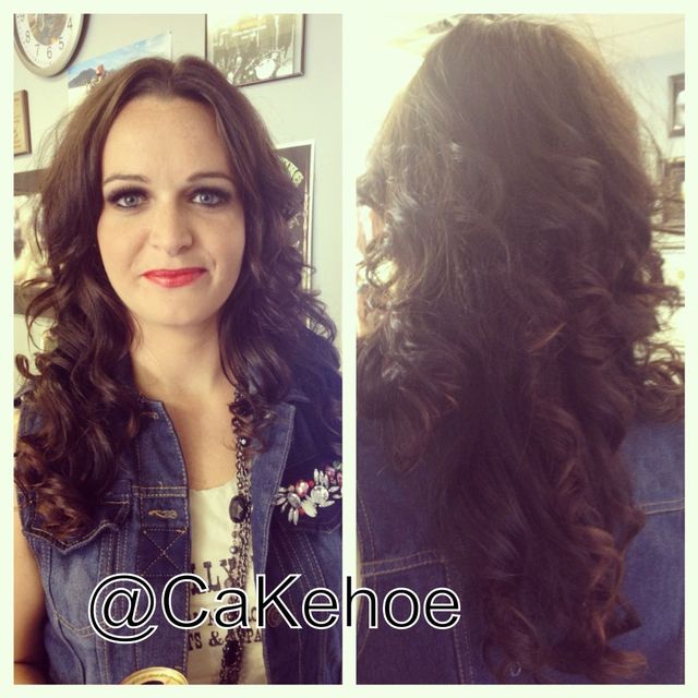 curls for pinup photo shoot