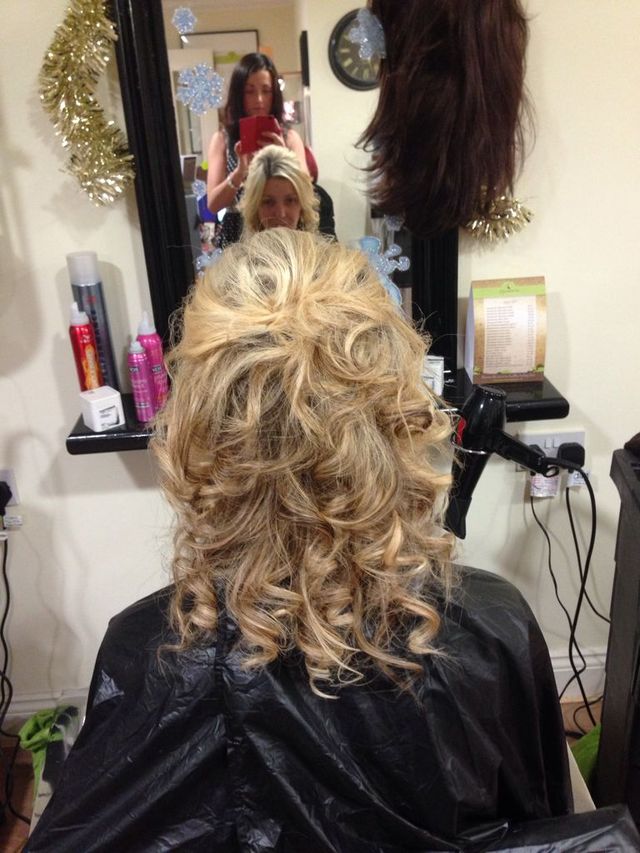 curls pinned