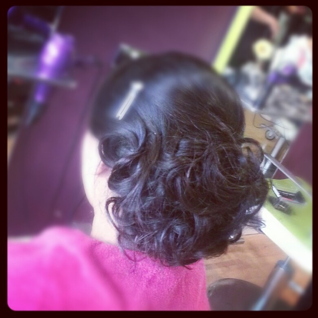 curls up