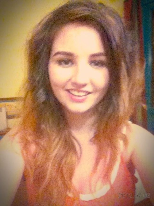 curly dip dye