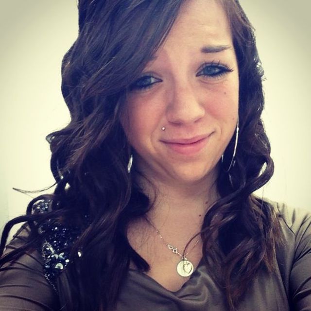 curly hair (: