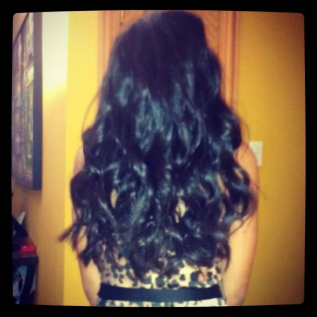 curly hair dont care(: