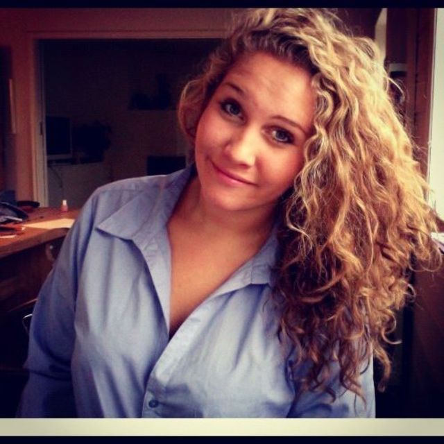 curly side