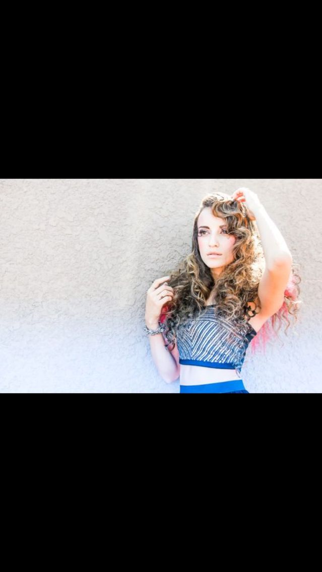 Glam Retro