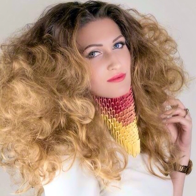 Aerodynamic curls
