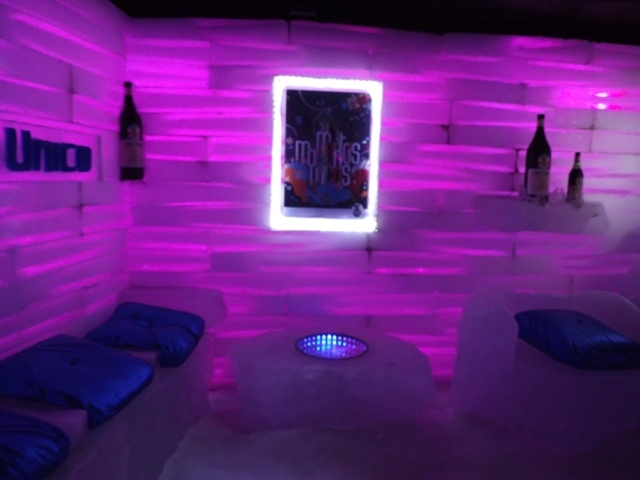 El-Calafate-Argentina-Glaciarium-Ice-Bar