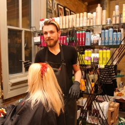 Re sized d805879208c238a08918 behind the scenes