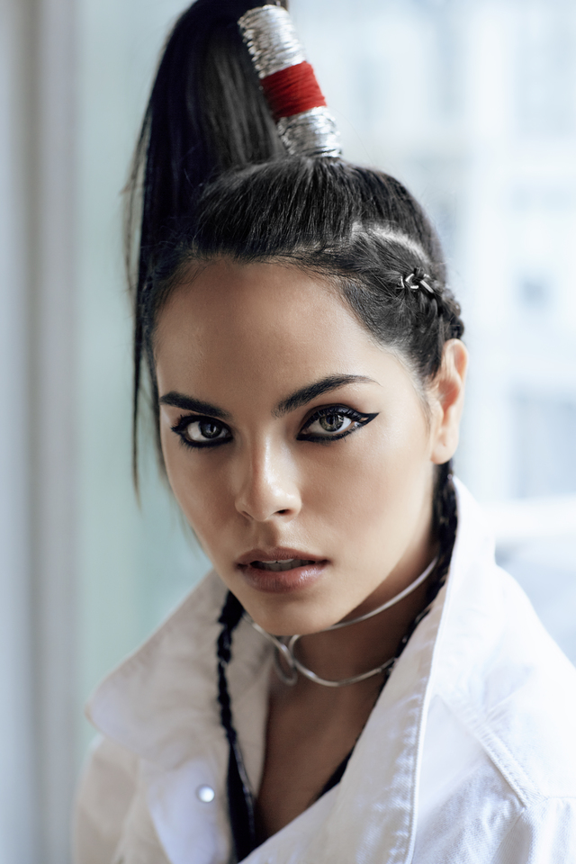 Street Fashion- BEYOND THE PONYTAIL 