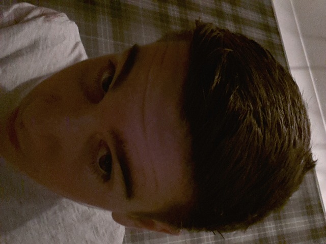 dark brown hair