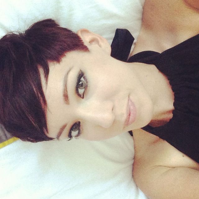 dark pixie crop