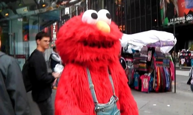 elmo-650x388