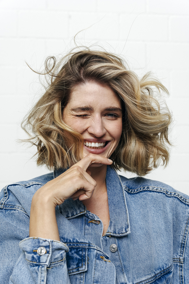 Re sized df98f8f1081e3bc3dda9 waves wella