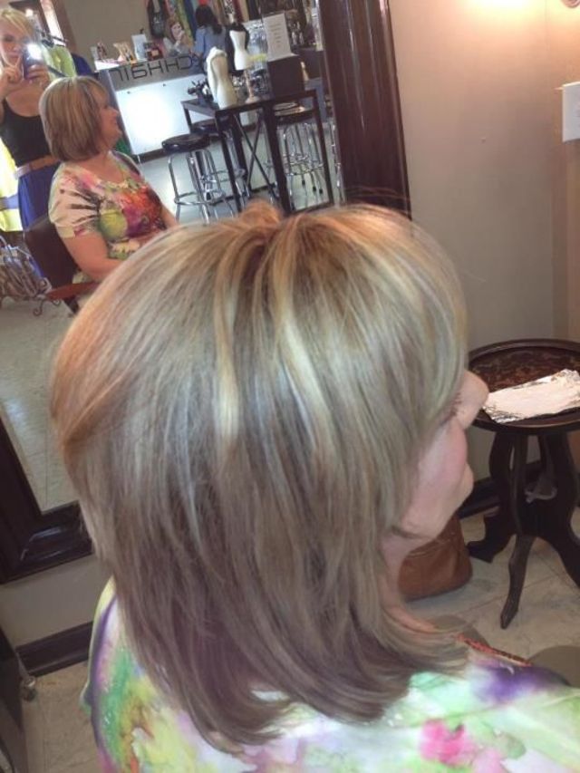 dimensional blonde