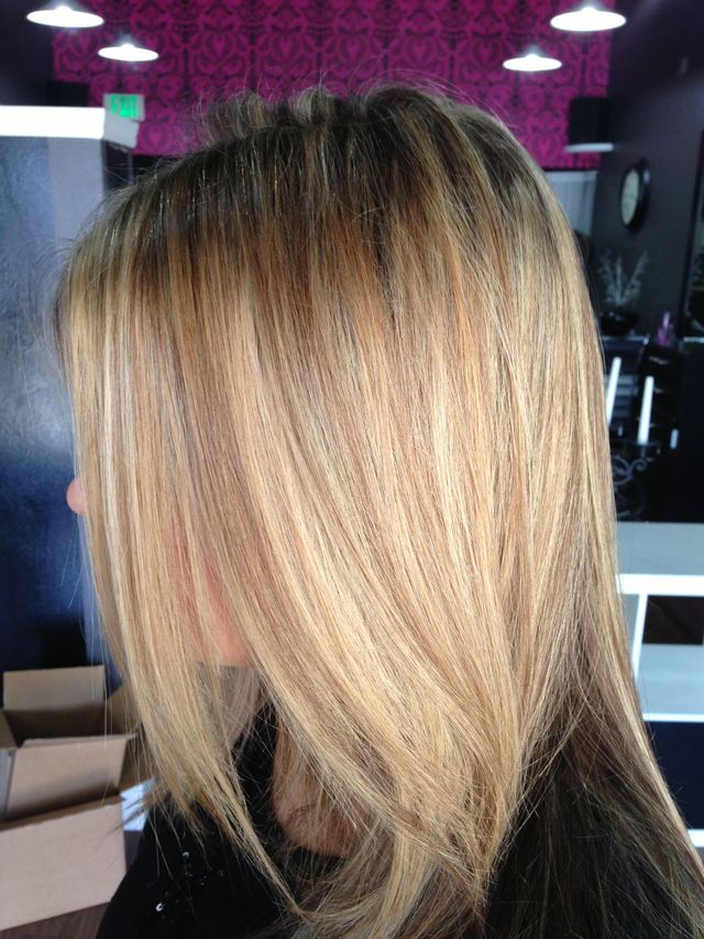 dimensional blonde