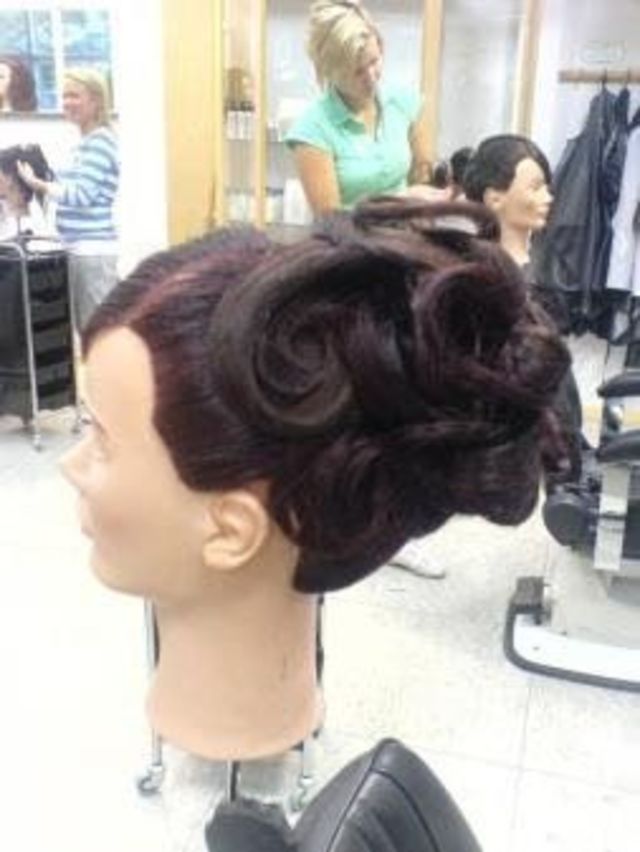 doll doll