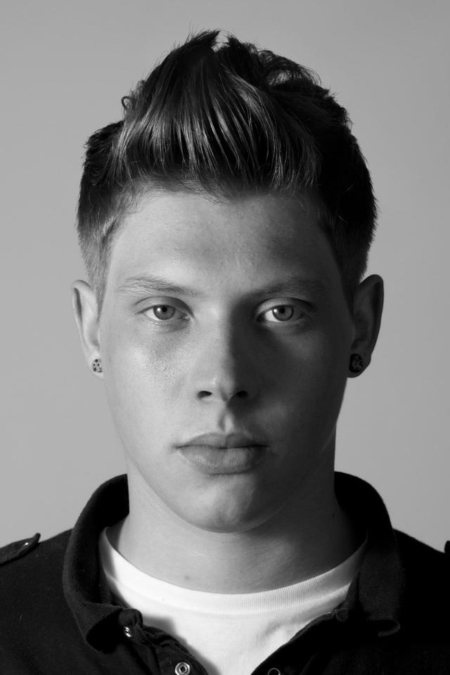 80's inspired quif and millitary sides