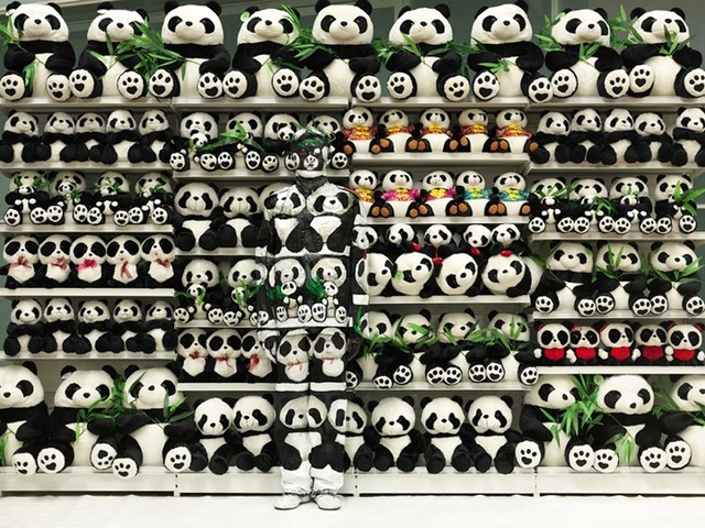 liu-bolin-2